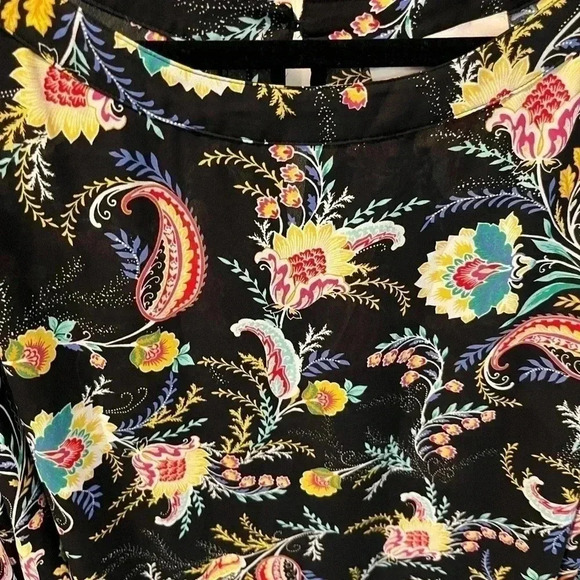 ~LOFT~ Beautiful Blouse - XL - Picture 7 of 7